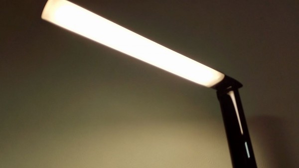 aukey-led-desk-lamp(lLT-T10)032
