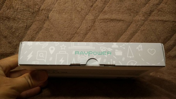 ravpower-mobile-buttery-22000mah003